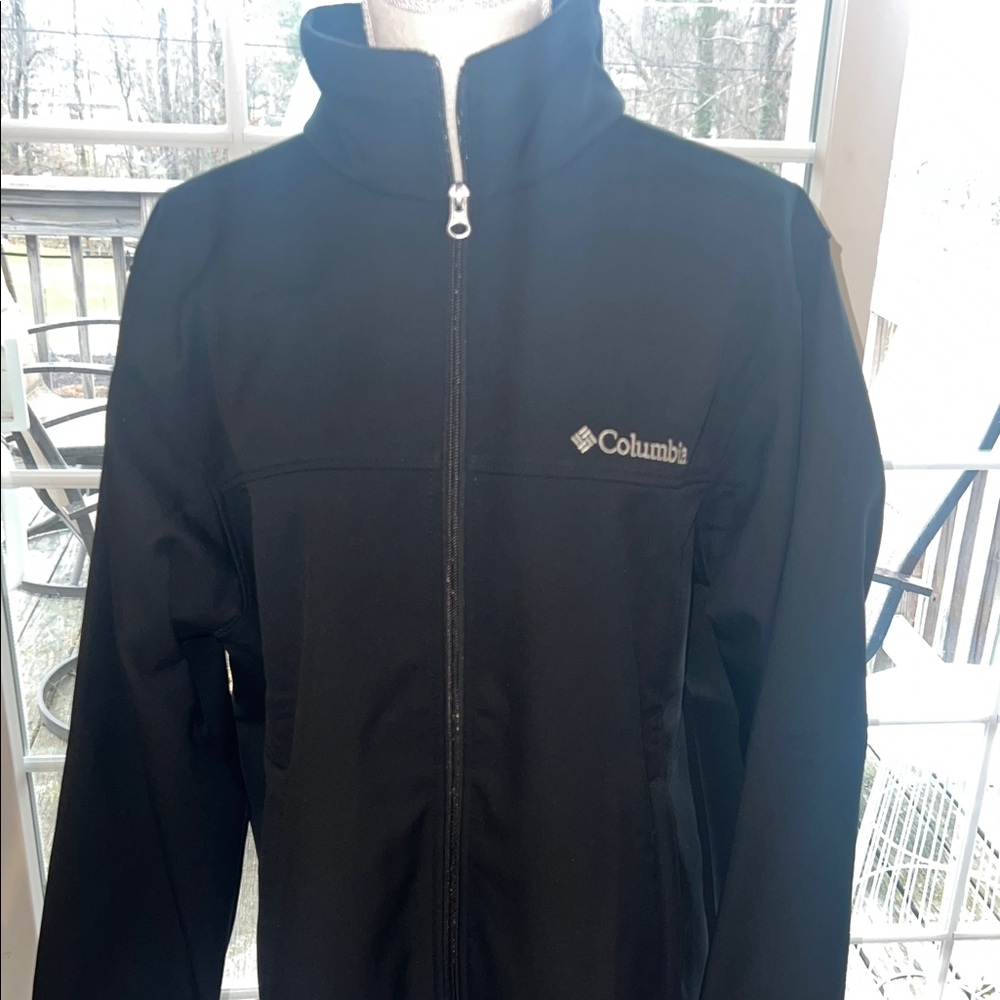 Columbia Men’s Black Coat.